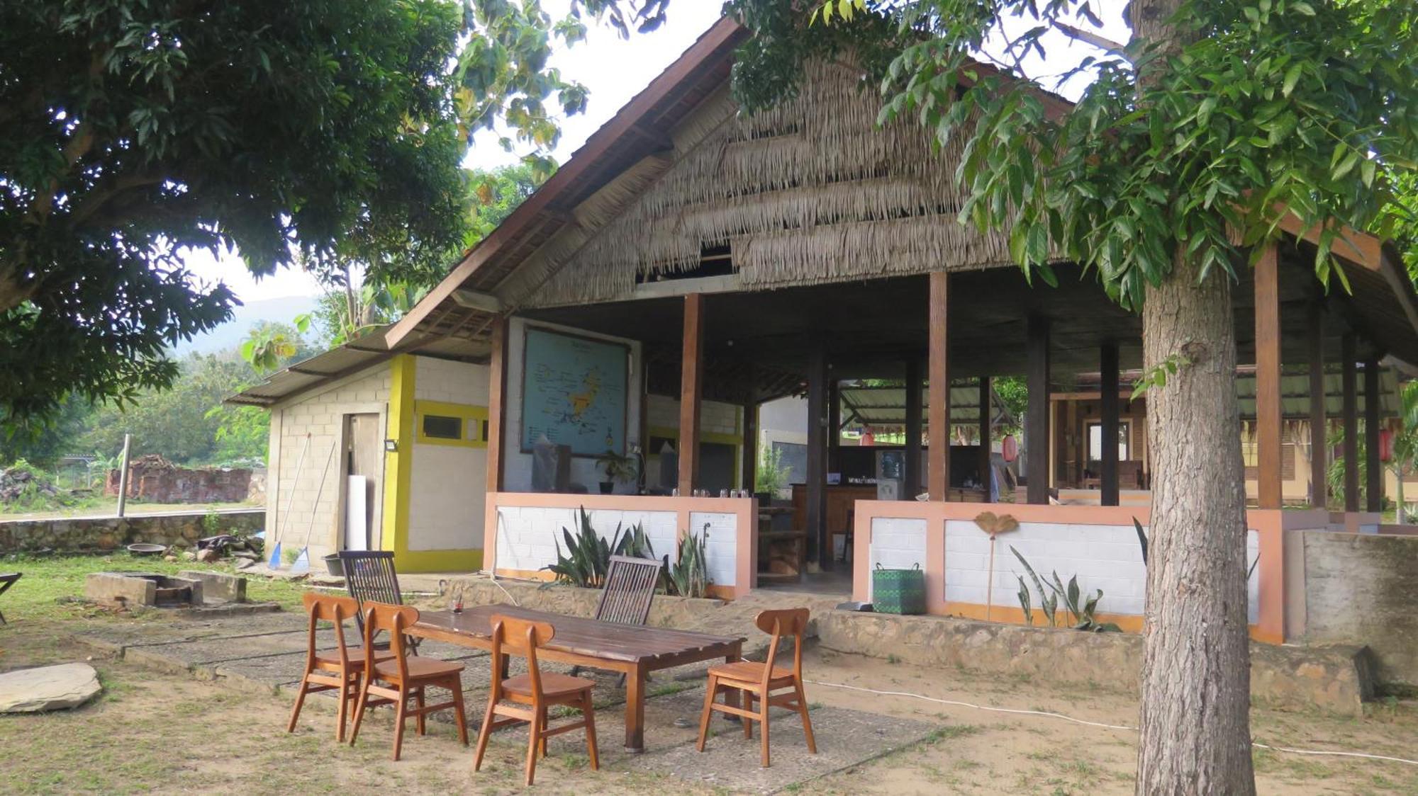 Mangrove Inn Karimunjawa Exterior foto
